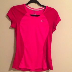 Nike t-shirt